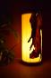 Preview: Stilvolle Olimba Tischlampe aus Olivenholz und Limbaholz, die warmes Licht spendet und vielseitig einsetzbar ist.