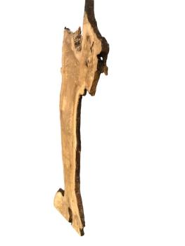 Wunderschönes Olivenholzbrett in sehr ausdrucksstarker, uriger Form – ideal für kreative Projekte und Epoxidharz-Anwendungen.
