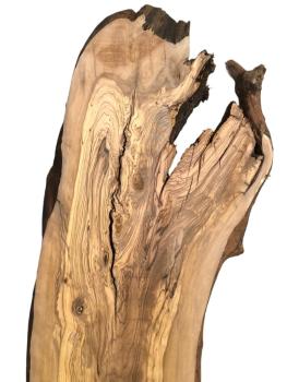 Rustikales, sehr großes Olivenholzbrett mit einzigartigem Charme aus einem 450 Jahre alten Baum – ideal für kreative Projekte und individuelle Designs.