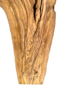 Rustikales, sehr großes Olivenholzbrett mit einzigartigem Charme aus einem 450 Jahre alten Baum – ideal für kreative Projekte und individuelle Designs.