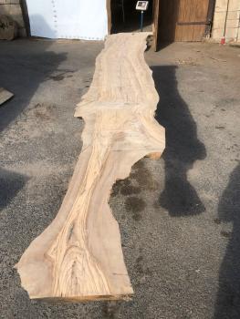 Beeindruckende Olivenholz Bohle – ideal für Tresen, Tische oder Theken