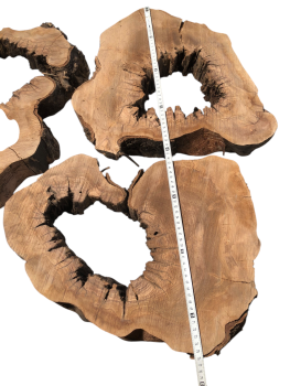 Set aus 3 urigen Olivenbaum-Baumscheiben mit Loch – Ideal für Epoxidharz-Projekte & kreative Gestaltung 1230