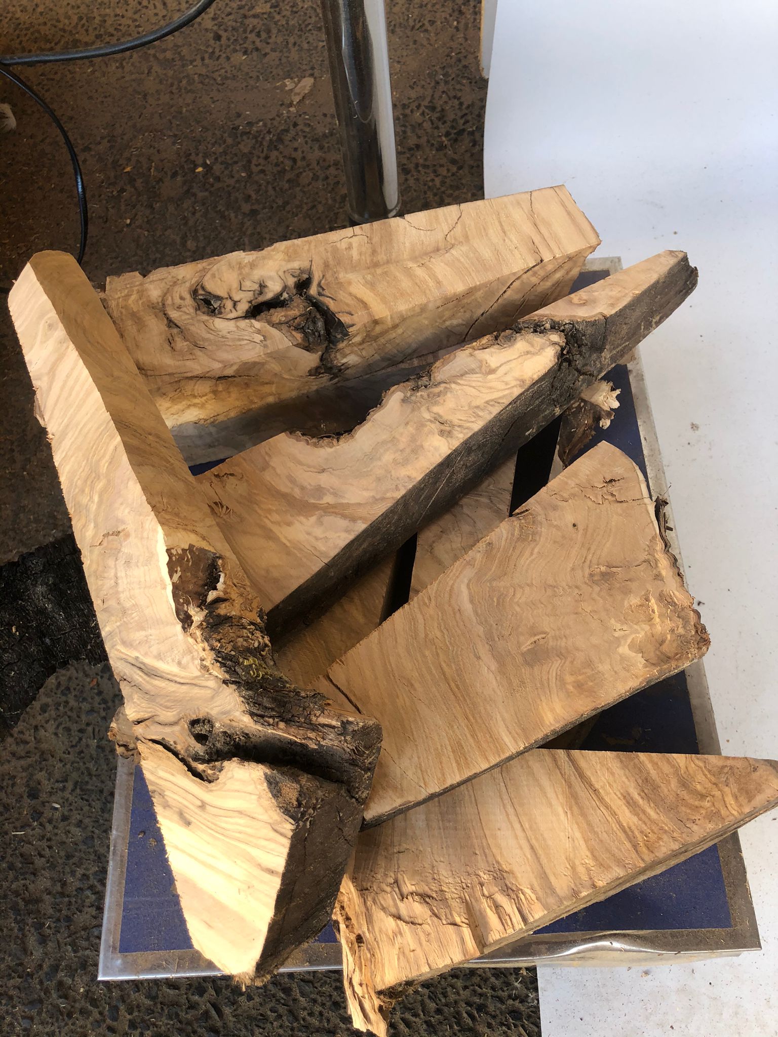 7 kg Bastelholz & Holzreste Mix - Drechselholz, Restholz & Holzstücke