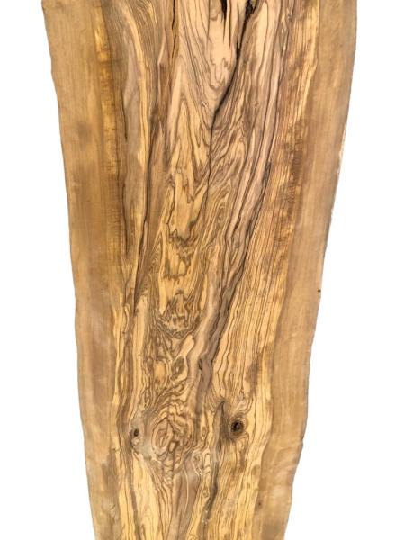 Rustikales, sehr großes Olivenholzbrett mit einzigartigem Charme aus einem 450 Jahre alten Baum – ideal für kreative Projekte und individuelle Designs.