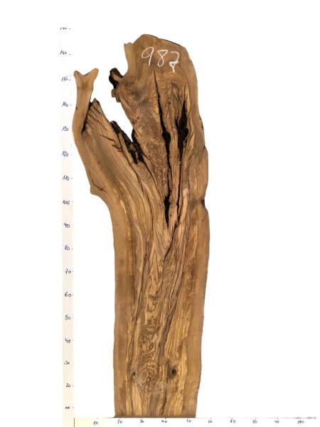 Rustikales, sehr großes Olivenholzbrett mit einzigartigem Charme aus einem 450 Jahre alten Baum – ideal für kreative Projekte und individuelle Designs.
