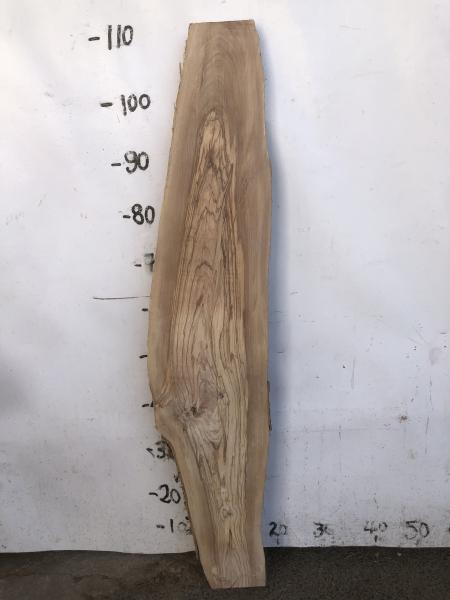 Olivenholzbrett mit ästhetischer Maserung – ideal für kreative Epoxidharz-Projekte.