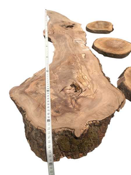Kreatives Bastel- & Gestaltungset aus Olivenholz – Natürlich geformtes Brett & drei Baumscheiben 1229