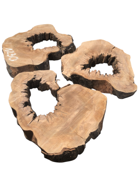 Set aus 3 urigen Olivenbaum-Baumscheiben mit Loch – Ideal für Epoxidharz-Projekte & kreative Gestaltung 1230