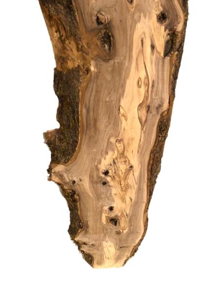 Uriges Olivenholzbrett mit wilder Maserung und natürlichem Rindenanteil – ideal für kreative Projekte.